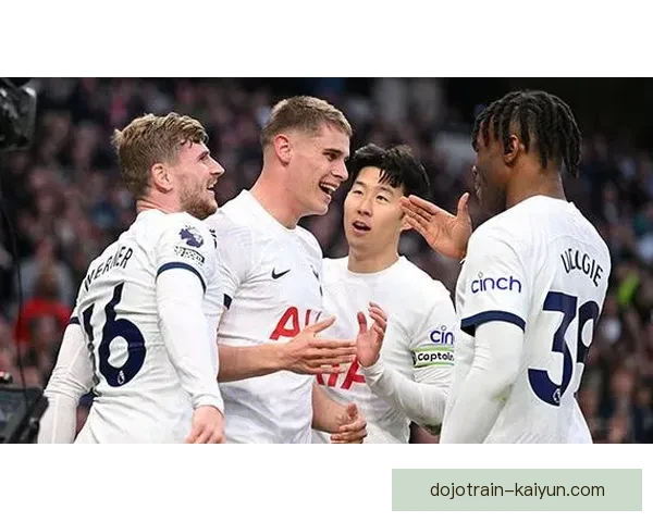 英超奥尼尔带领狼队状态回暖，表现逐渐稳健