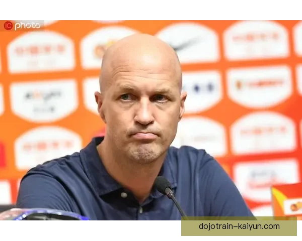 克鲁伊夫防守观念在现代足球中持续发挥重要影响力