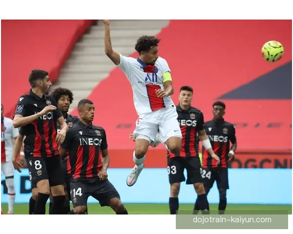 麦肯尼持续提升足球潜力，受到各方关注与期待