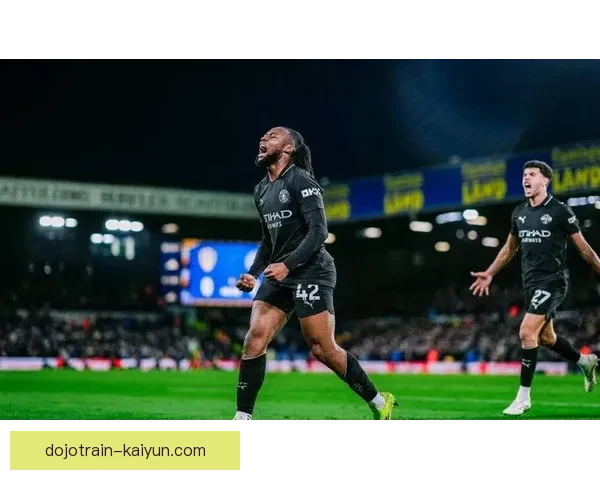 耶耶图雷中场表现稳健，继续展现足球大师的风范