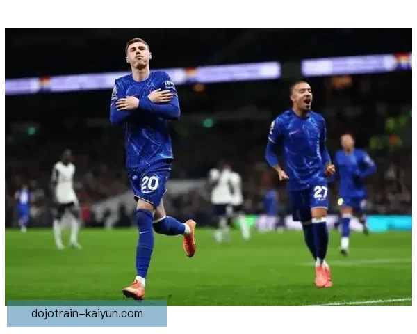 佛罗伦萨关键球员近期表现稳健，攻防两端持续提升力